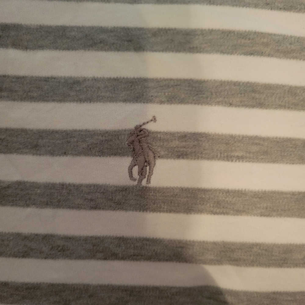 Polo - Picture 2 of 4